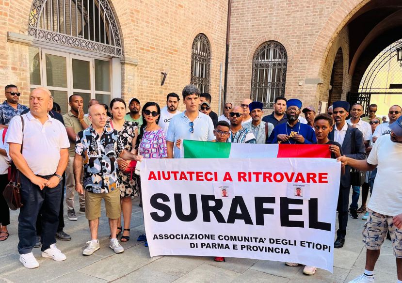 Fidenza: in molti in piazza per Surafel